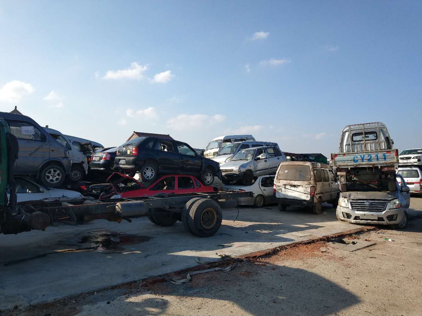 许昌报废汽车拆解厂在哪里？